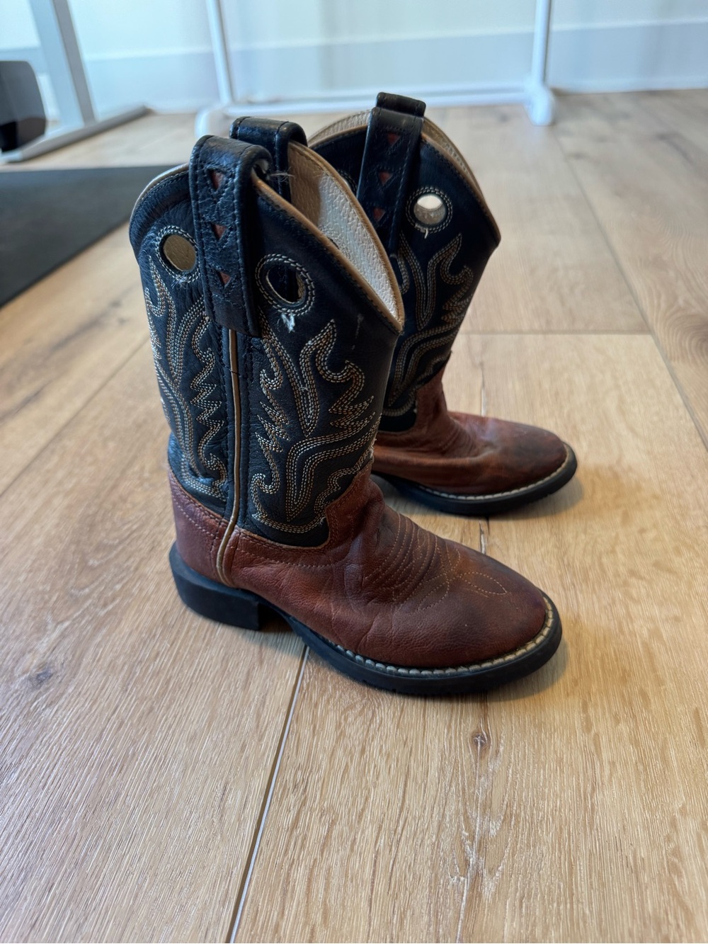 Old West leather kids cowboy boots Youth Sz 9 Black Brown CW2553 Classic